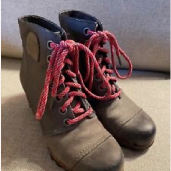 Sorel PDX Lace Wedge Lexie Boot Moto Quarry Grey Size 8 - Picture 1 of 4